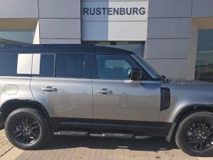 Land Rover Defender 110 D350 X-Dynamic HSE - Image 4