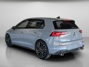 Volkswagen Golf GTI - Image 6