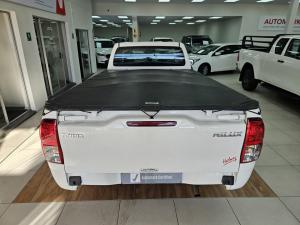 Toyota Hilux 2.0 single cab S (aircon) - Image 7