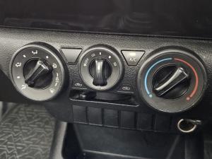 Toyota Hilux 2.0 single cab S (aircon) - Image 16