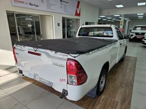 Toyota Hilux 2.0 single cab S (aircon) - Image 4