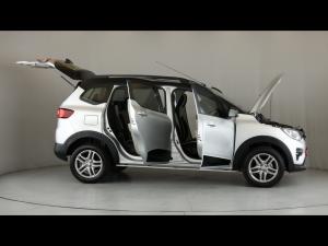 Renault Triber 1.0 Intens auto - Image 15