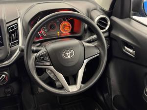 Toyota Vitz 1.0 XR manual - Image 8