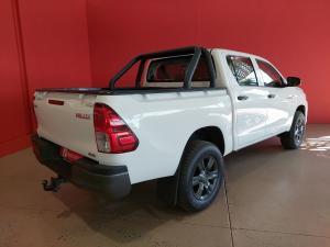 Toyota Hilux 2.4GD-6 double cab 4x4 SR - Image 2