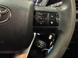 Toyota Hilux 2.4GD-6 Xtra cab Raider manual - Image 10