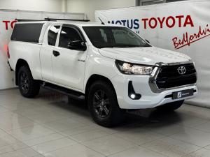 Toyota Hilux 2.4GD-6 Xtra cab Raider manual - Image 1