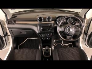 Suzuki Swift 1.2 GL auto - Image 6