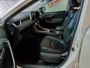 Toyota RAV4 2.0 GX auto - Image 7