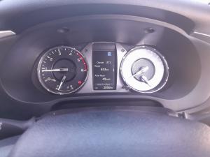 Toyota Hilux 2.8GD-6 48V double cab Raider - Image 11