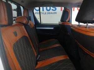 Toyota Hilux 2.4GD-6 double cab 4x4 Raider auto - Image 15