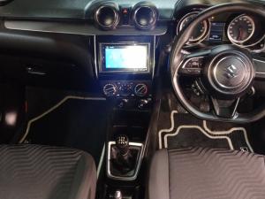 Suzuki Swift 1.2 GL - Image 13