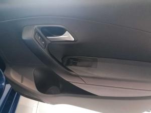 Volkswagen Polo Vivo 1.6 Comfortline TIP - Image 15