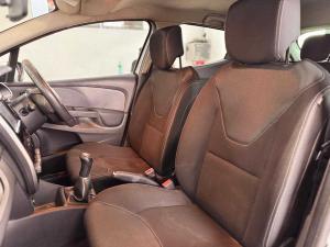 Renault Clio IV 900T Blaze LTD Edition 5-Door - Image 11