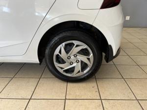 Hyundai i20 1.2 Motion - Image 11