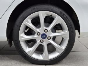 Ford Fiesta 1.0T Titanium auto - Image 17