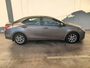 Toyota Corolla 1.6 Prestige auto - Image 3