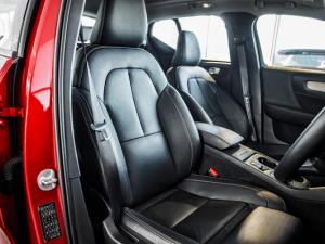 Volvo XC40 B3 Essential - Image 15