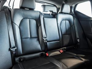 Volvo XC40 B3 Essential - Image 7
