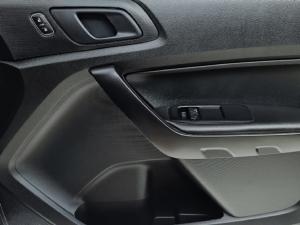 Ford Ranger 2.2TDCi Hi-Rider XL - Image 10
