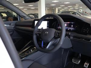 Volkswagen Golf R - Image 18