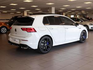 Volkswagen Golf R - Image 9