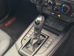 Isuzu D-Max 1.9TD double cab LS auto - Image 10