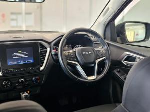 Isuzu D-Max 1.9TD double cab LS auto - Image 15