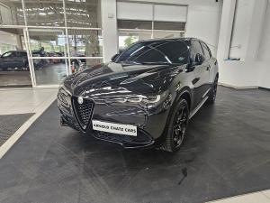 Alfa Romeo Stelvio 2.0T Veloce Q4 - Image 9
