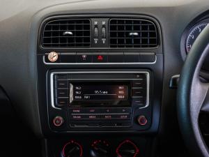 Volkswagen Polo Vivo hatch 1.4 Trendline - Image 10