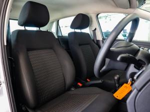 Volkswagen Polo Vivo hatch 1.4 Trendline - Image 14