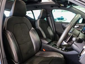 Volvo XC40 T3 R-Design auto - Image 14