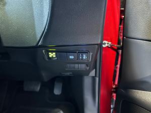 Toyota Corolla Cross 1.8 Hybrid GR-Sport - Image 13