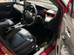 Toyota Corolla Cross 1.8 Hybrid GR-Sport - Image 9
