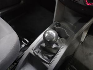Volkswagen Polo Vivo hatch 1.6 Comfortline - Image 7