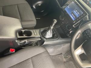 Toyota Hilux 2.4GD-6 single cab Raider manual - Image 13