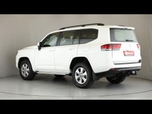 Toyota Land Cruiser 300 3.3D GX-R - Image 10