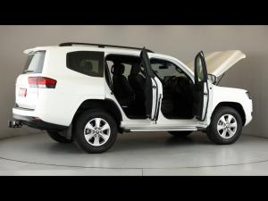 Toyota Land Cruiser 300 3.3D GX-R - Image 18