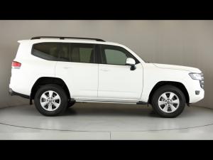 Toyota Land Cruiser 300 3.3D GX-R - Image 4