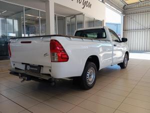 Toyota Hilux 2.4GD (aircon) - Image 2