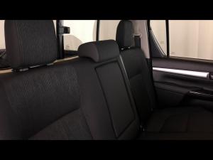 Toyota Hilux 2.8GD-6 double cab Raider auto - Image 8