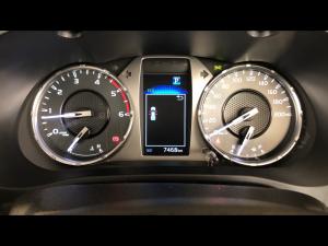 Toyota Hilux 2.8GD-6 double cab Raider auto - Image 10