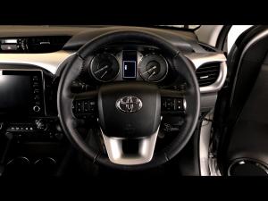 Toyota Hilux 2.8GD-6 double cab Raider auto - Image 13