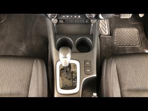Toyota Hilux 2.8GD-6 double cab Raider auto - Image 15