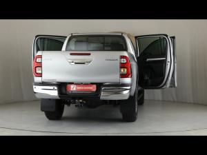 Toyota Hilux 2.8GD-6 double cab Raider auto - Image 18