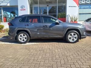 Toyota RAV4 2.5 Hybrid GX - Image 4