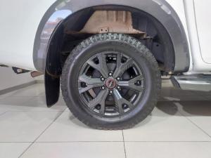 Isuzu D-Max 3.0TD double cab V-Cross 4x4 - Image 8