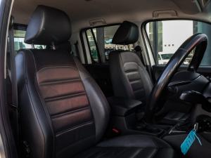 Volkswagen Amarok 2.0BiTDI double cab Highline auto - Image 12