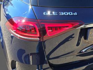 Mercedes-Benz GLE GLE300d 4Matic - Image 17