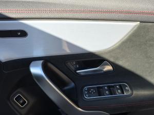 Mercedes-Benz CLA CLA200 Progressive - Image 9