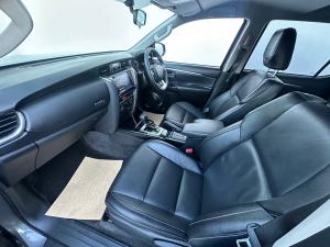 Toyota Fortuner 2.4GD-6 4x4 - Image 10